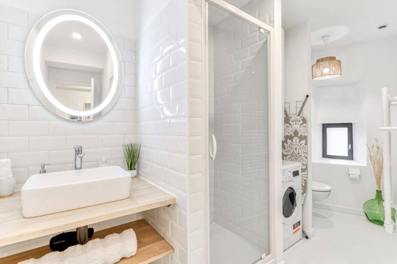 Les Gites De Laure - L'Or Blanc, Appartement Avec Vue Sur Le Chateau, Climatisation, Netflix, A 160 M De La Cite Medievale Carcassonne Eksteriør billede